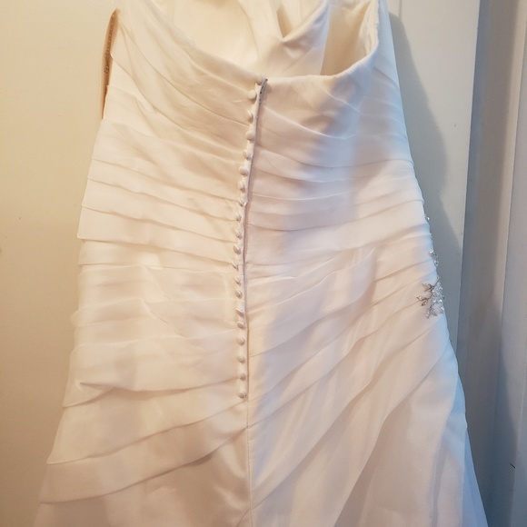 Meet your Posher, Donna - Picture 6 of 7